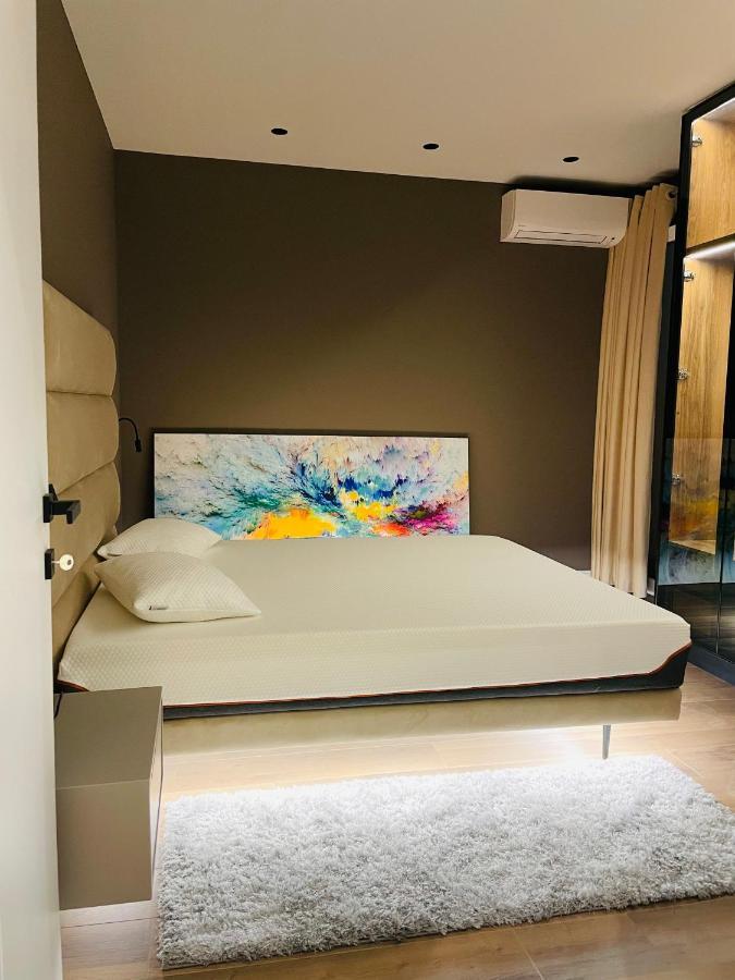 Palmar Inn Тирана Екстер'єр фото